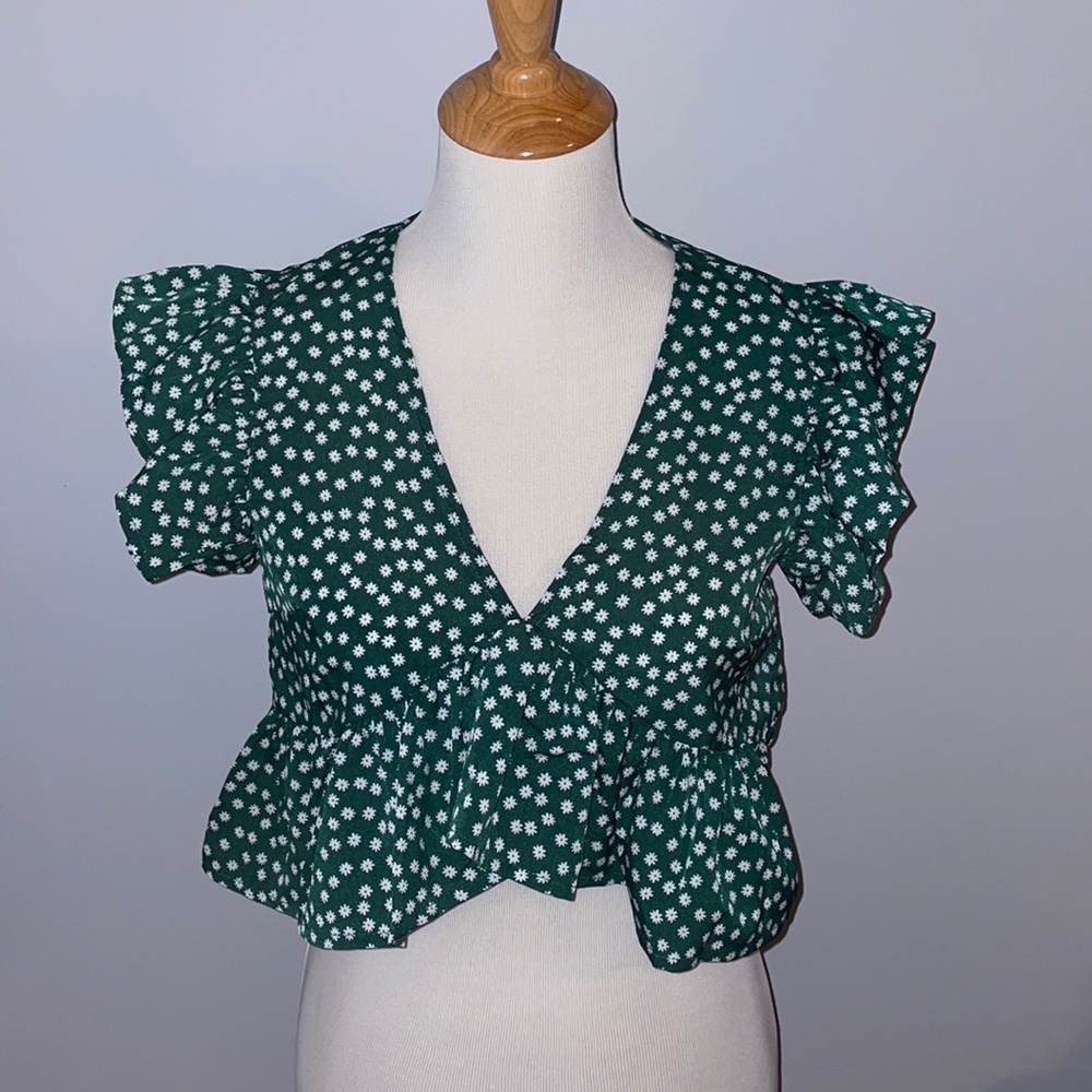 Cropped green top